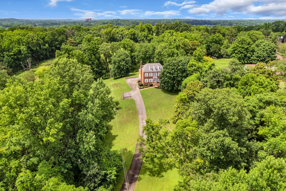 641 Old Lebanon Dirt Rd Hermitage, TN 37076