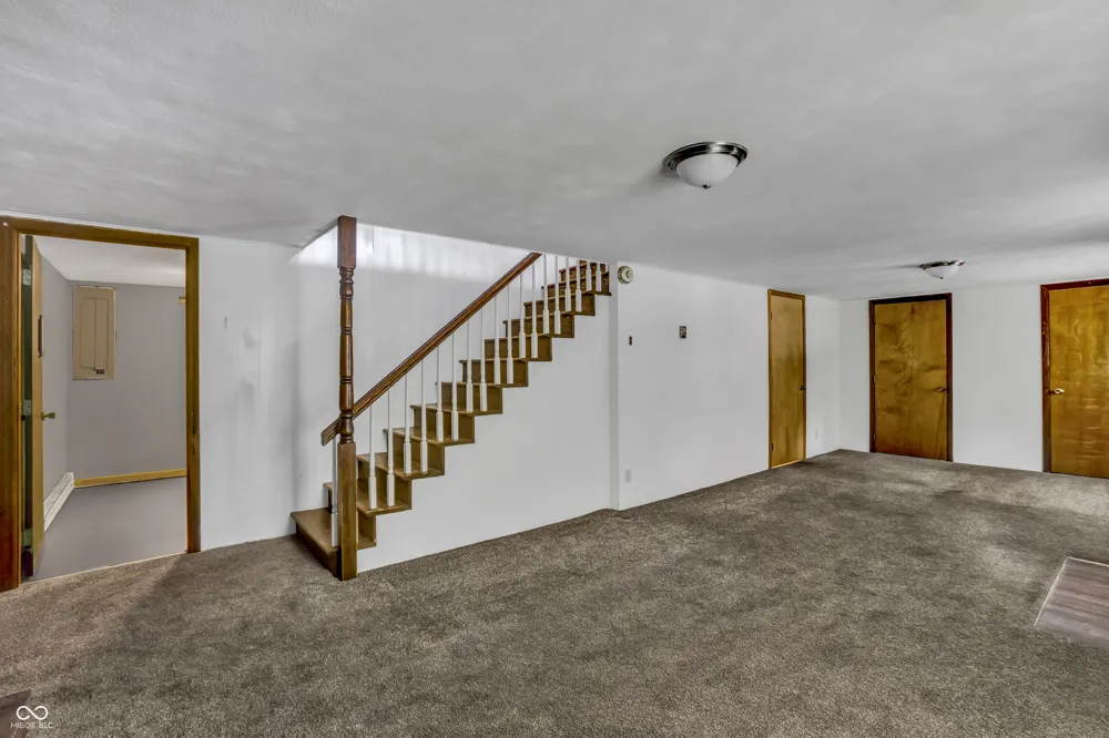 209 Long Street North Vernon, IN 47265