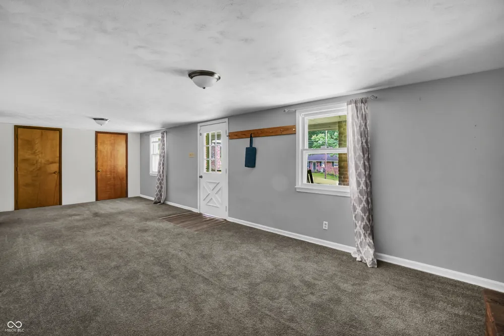 209 Long Street North Vernon, IN 47265