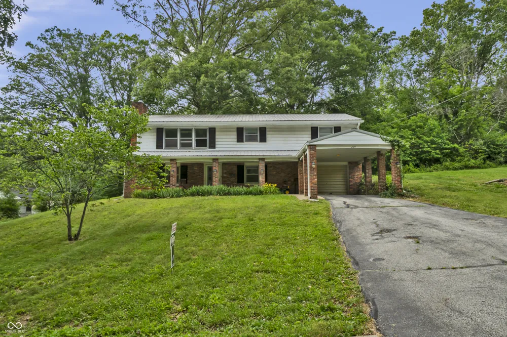 209 Long Street North Vernon, IN 47265