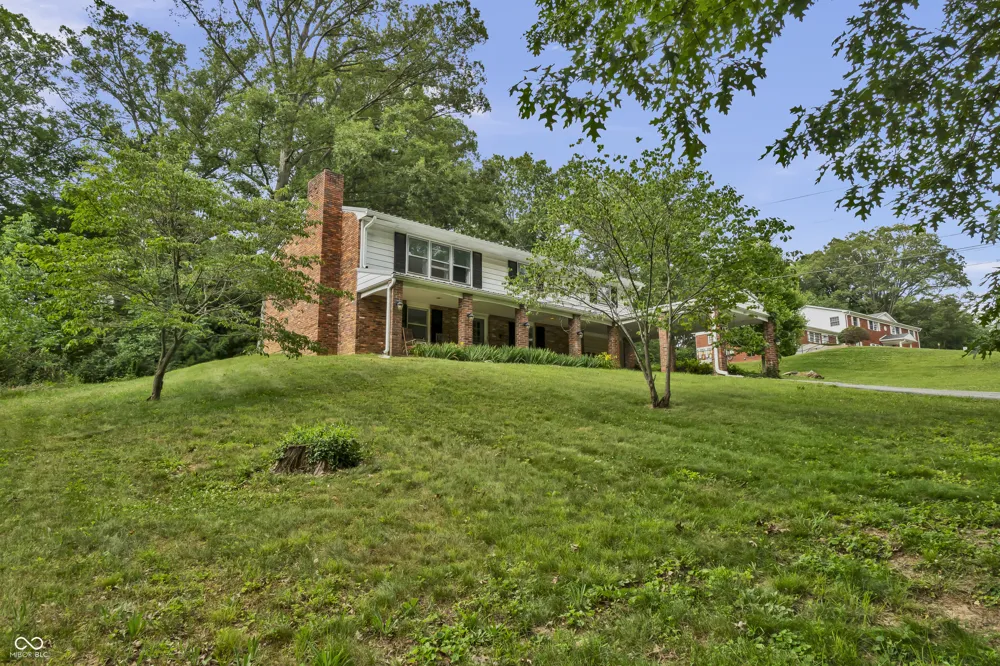 209 Long Street North Vernon, IN 47265
