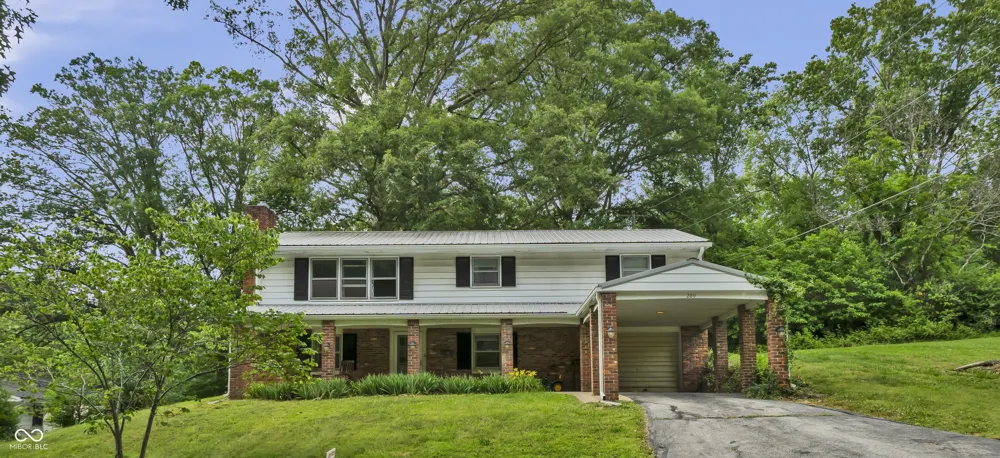 209 Long Street North Vernon, IN 47265