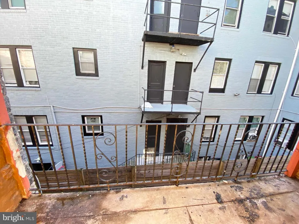 1426 W ROCKLAND STREET #2ND FL Philadelphia, PA 19141
