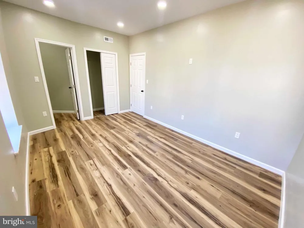 1426 W ROCKLAND STREET #2ND FL Philadelphia, PA 19141