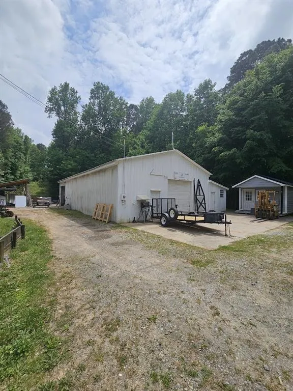 865 Lumber Company Road Talking Rock, GA 30175