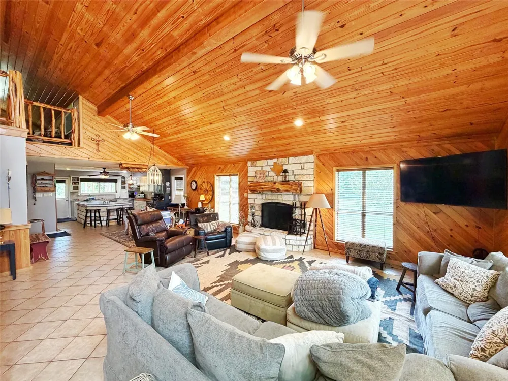 6488 Fm 39 S Marquez, TX 77865