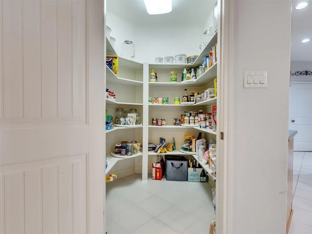 9058 Amelia Drive Anderson, TX 77830