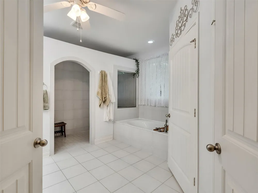 9058 Amelia Drive Anderson, TX 77830