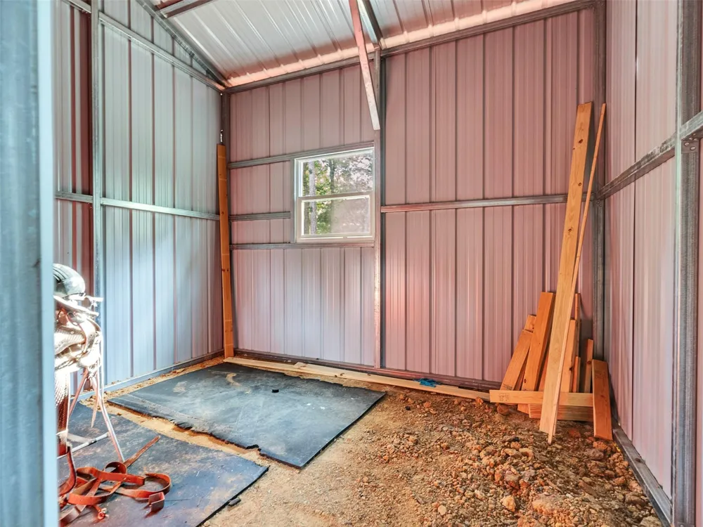 9058 Amelia Drive Anderson, TX 77830