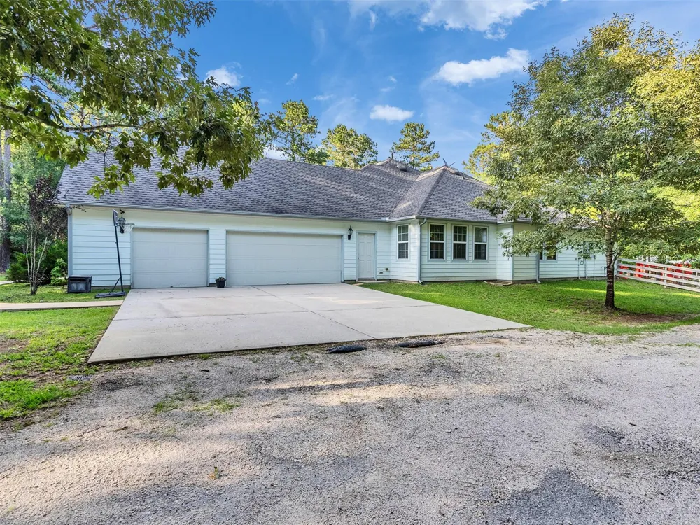 9058 Amelia Drive Anderson, TX 77830