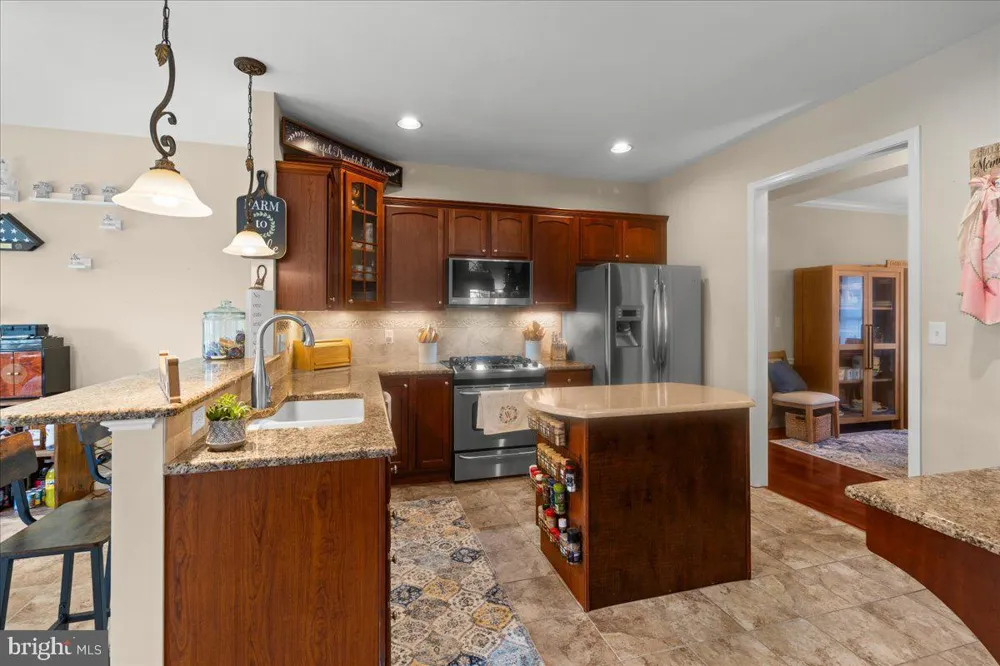4736 CHATHAM WAY Harrisburg, PA 17110