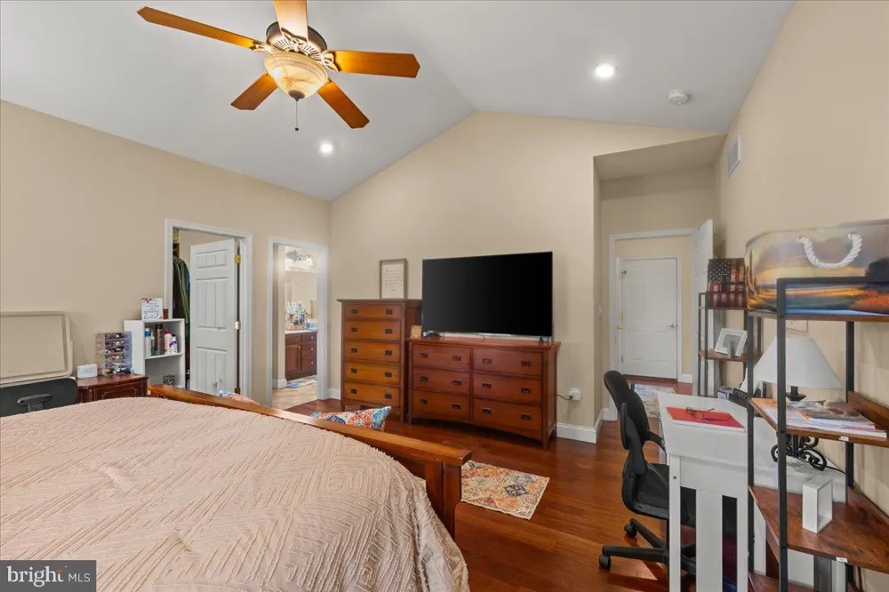 4736 CHATHAM WAY Harrisburg, PA 17110