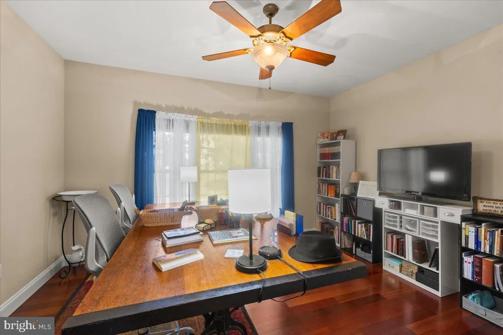 4736 CHATHAM WAY Harrisburg, PA 17110