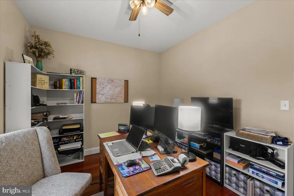 4736 CHATHAM WAY Harrisburg, PA 17110