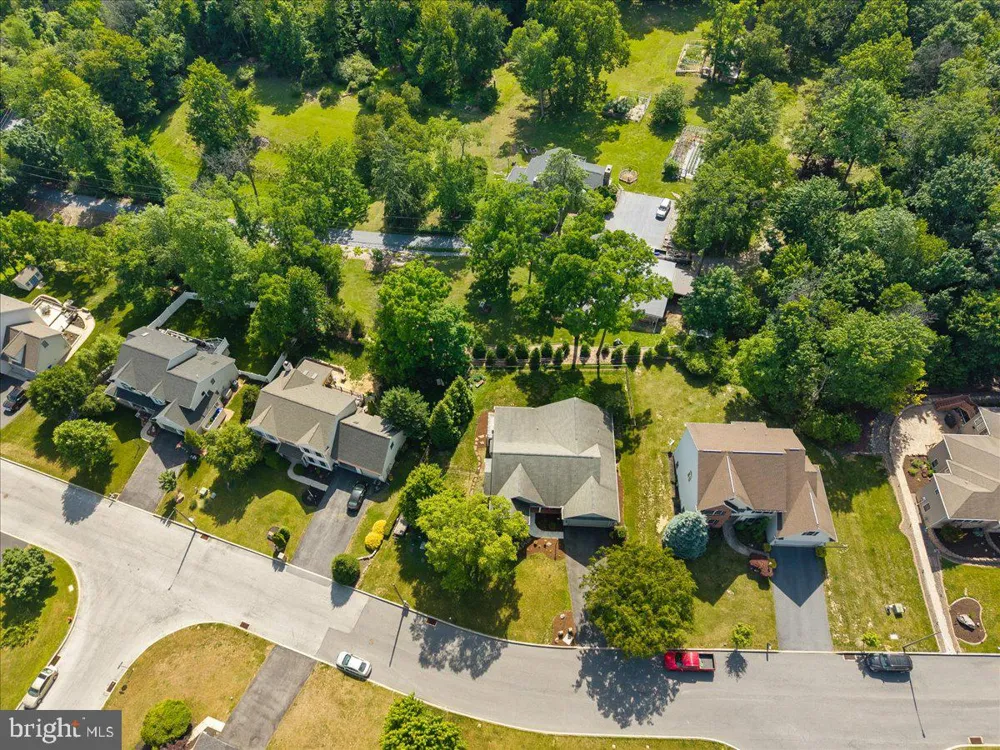 4736 CHATHAM WAY Harrisburg, PA 17110