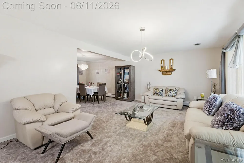 36521 Gloucester Drive Clinton Charter Township, MI 48035