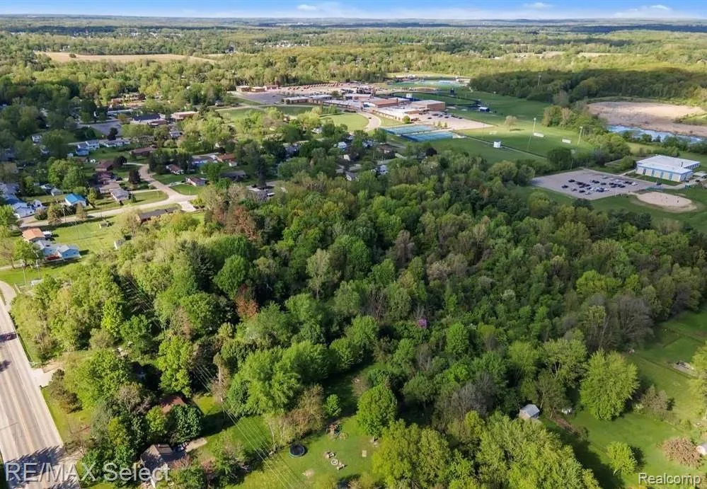 4180 Genesee Road Genesee Charter Township, MI 48506