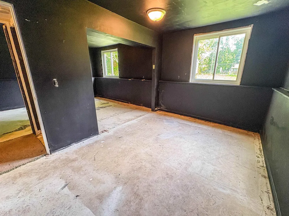 343 Beach Street Mt Morris City, MI 48458