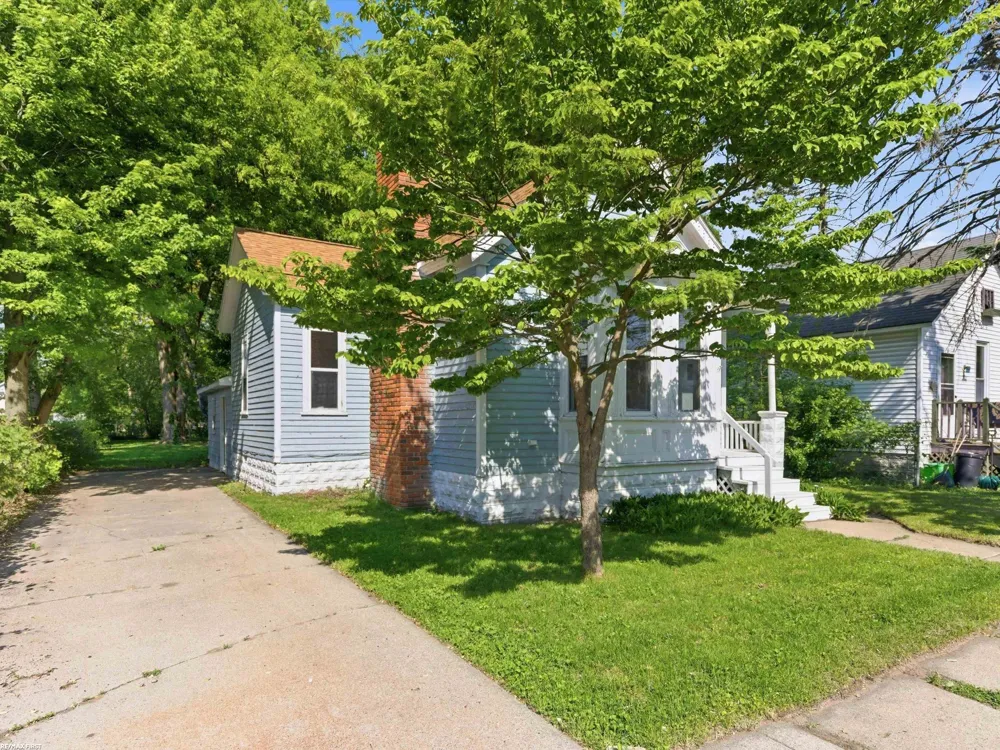 2519 Walnut Street Port Huron City, MI 48060