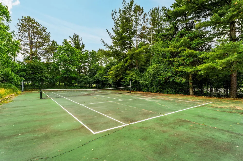 5175 Dixboro Road Northfield Township, MI 48105