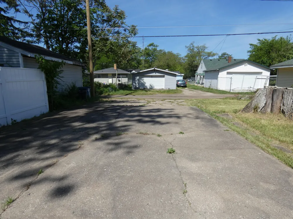 1236 Jennings Avenue Benton Harbor City, MI 49022