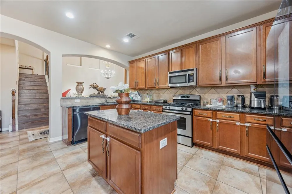 4215 Windberry Court Round Rock, TX 78665