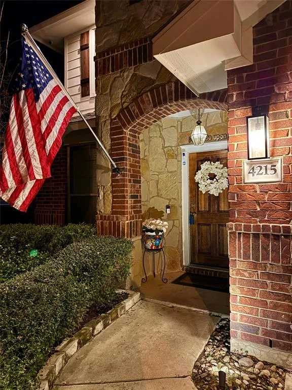4215 Windberry Court Round Rock, TX 78665