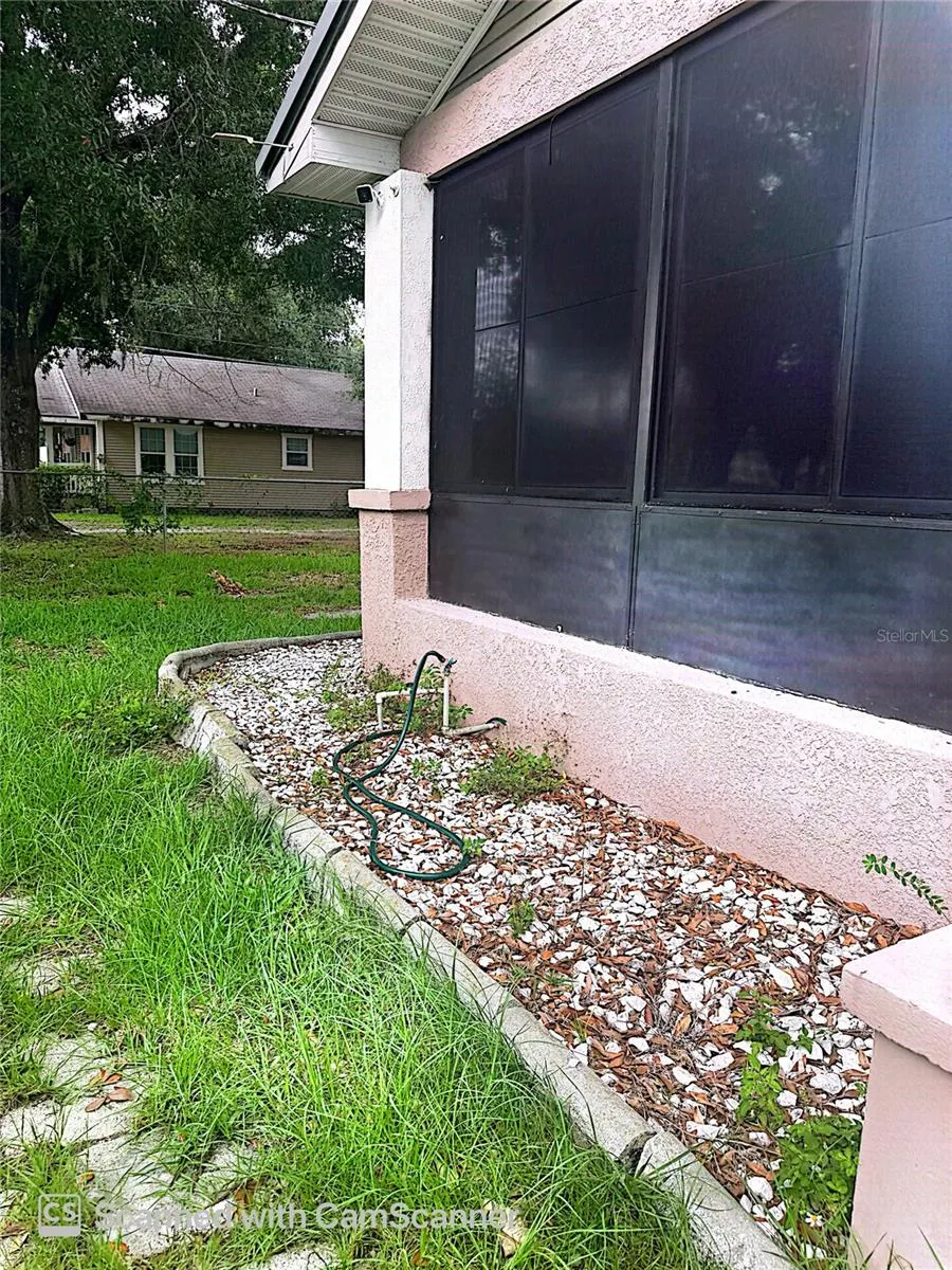118 W DREW STREET Plant City, FL 33563