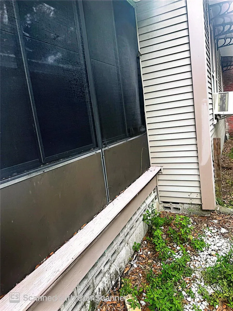 118 W DREW STREET Plant City, FL 33563