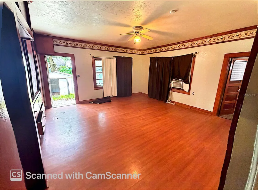118 W DREW STREET Plant City, FL 33563