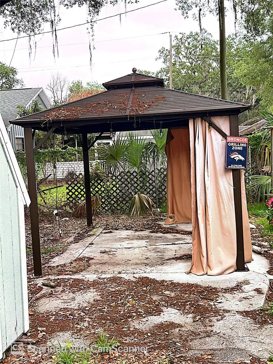 118 W DREW STREET Plant City, FL 33563