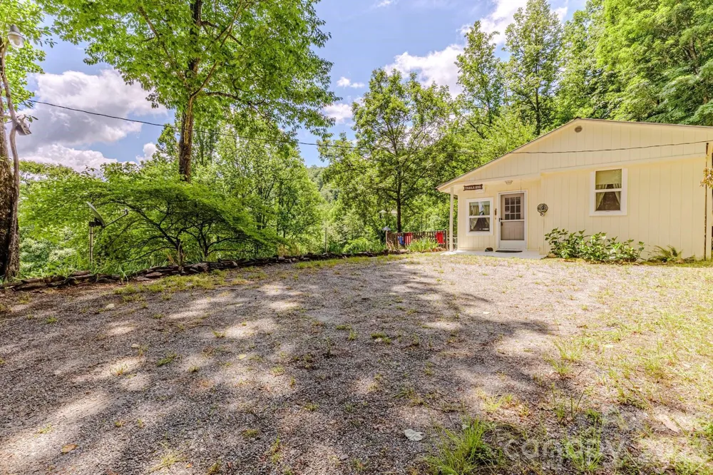 1680 Williamson Road Whittier, NC 28789