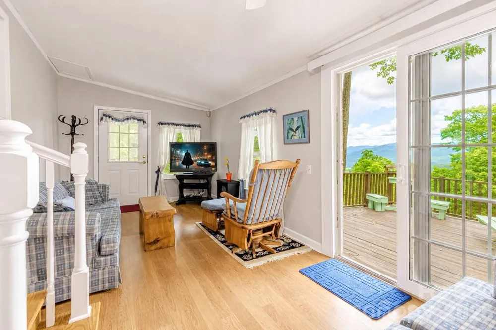 1680 Williamson Road Whittier, NC 28789