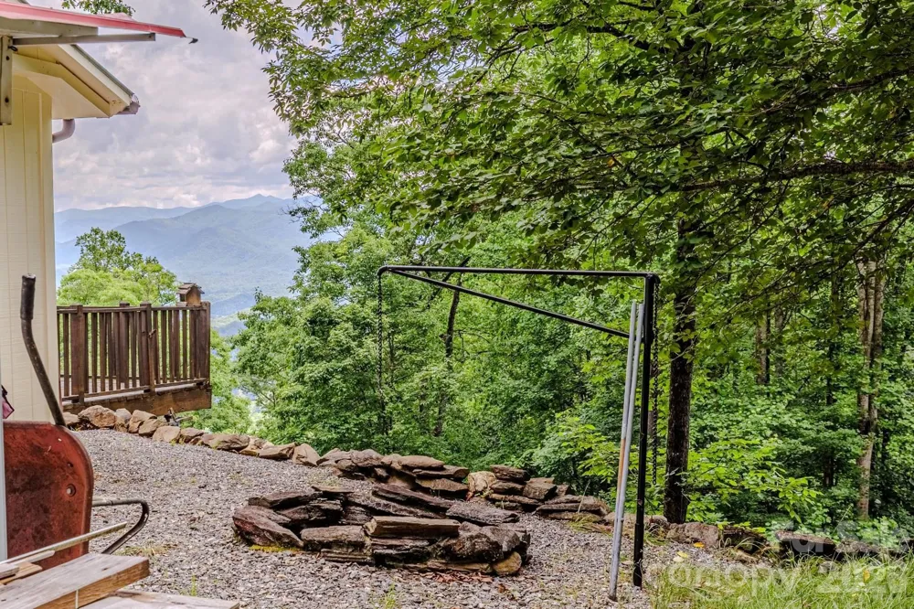 1680 Williamson Road Whittier, NC 28789
