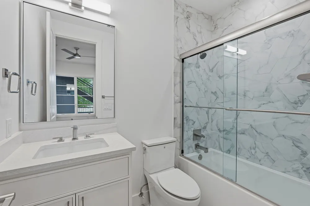 118 Marina Village Cove #118 Lakeway, TX 78734