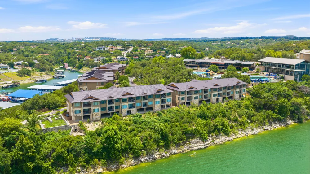 118 Marina Village Cove #118 Lakeway, TX 78734