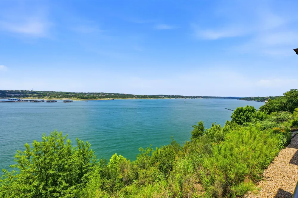 118 Marina Village Cove #118 Lakeway, TX 78734