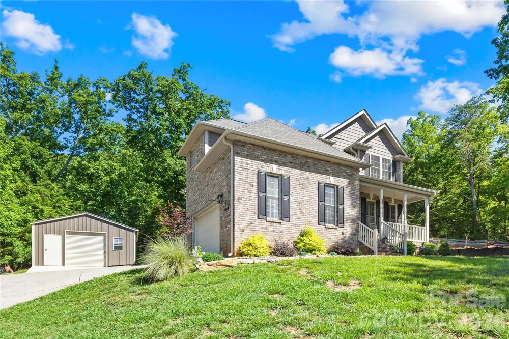 244 Mark Ryan Lane Dallas, NC 28034