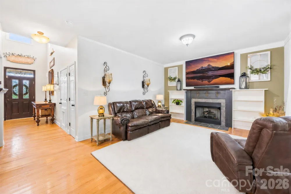 244 Mark Ryan Lane Dallas, NC 28034