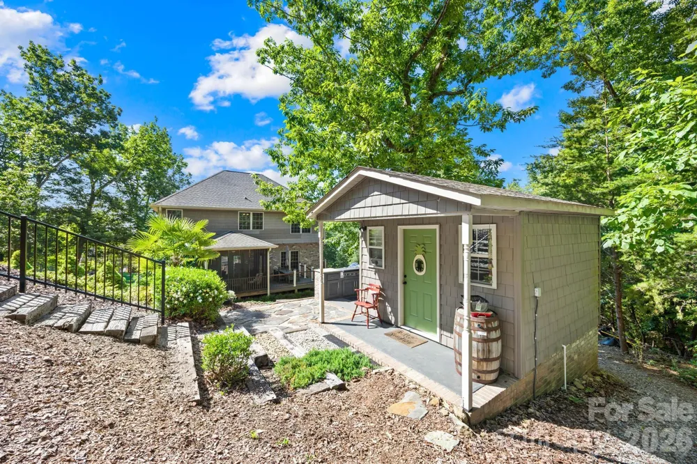 244 Mark Ryan Lane Dallas, NC 28034