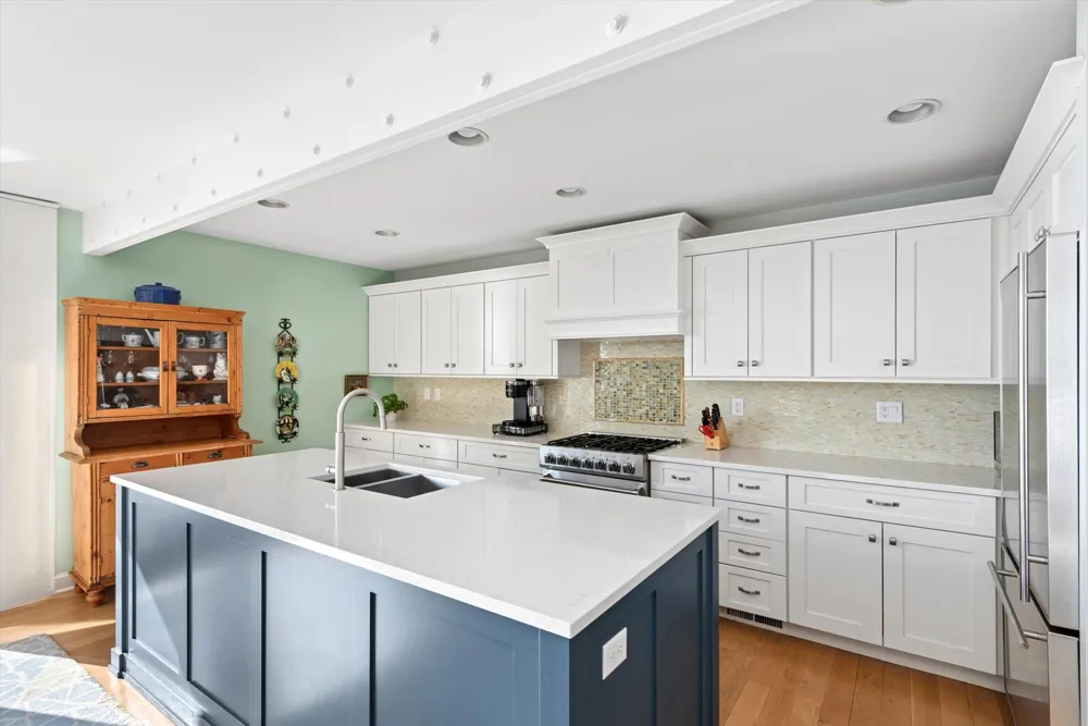 40808 Wilderness Dunes Lane Covert, MI 49043