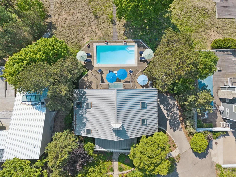40808 Wilderness Dunes Lane Covert, MI 49043