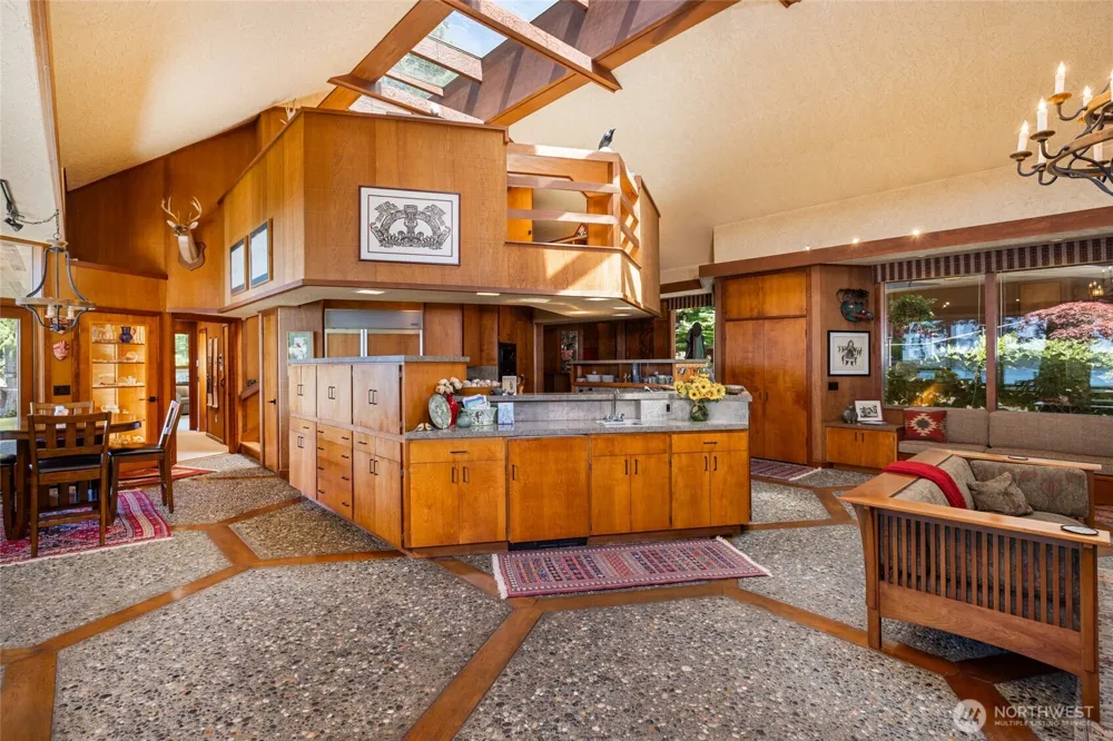 3559 Biz Point Road Anacortes, WA 98221