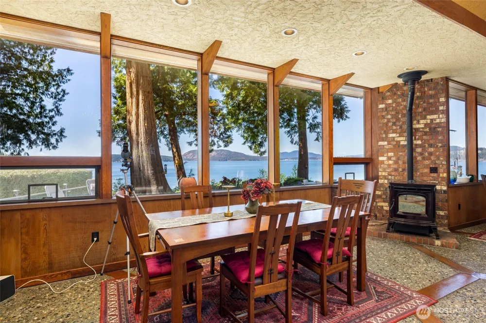 3559 Biz Point Road Anacortes, WA 98221