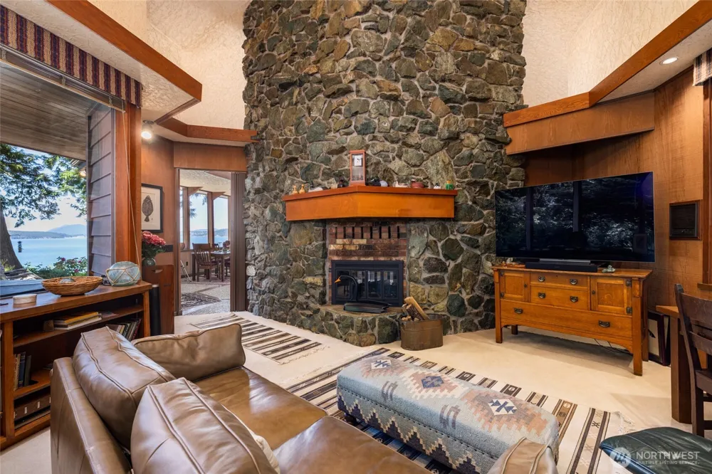3559 Biz Point Road Anacortes, WA 98221