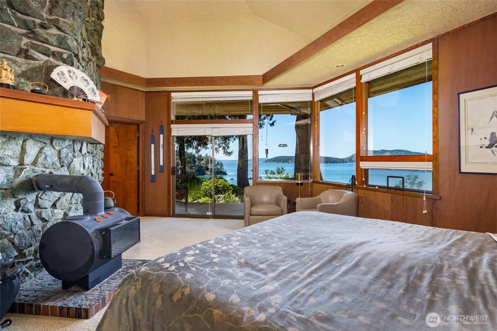 3559 Biz Point Road Anacortes, WA 98221