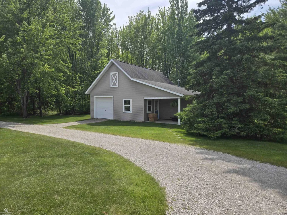 9660 Brandon Road Kenockee Township, MI 48006