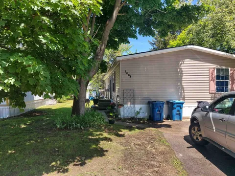 1668 Rex Place