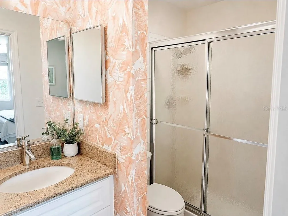 8360 WINGATE DRIVE #811 Sarasota, FL 34238