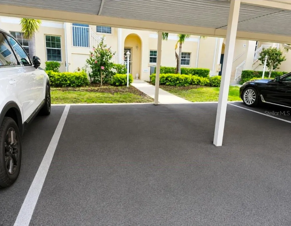 8360 WINGATE DRIVE #811 Sarasota, FL 34238